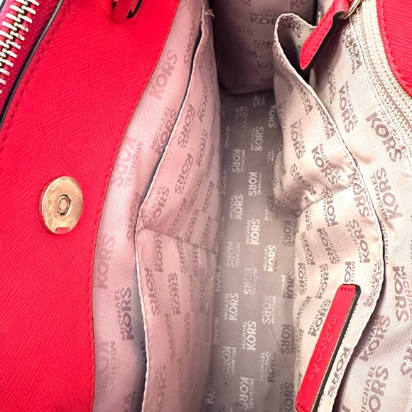 NWOT MICHAEL KORS Medium Karla East West Satchel - Picture 3 of 8